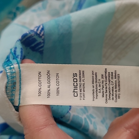 Chico's Blue Colorful Abstract Button Down Wrinkle Resistant Shirt size 0 Small - Picture 4 of 8